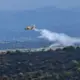 Spānijas ugunsdzēsējiem izdodas savaldīt plašu meža ugunsgrēku Madrides tuvumā