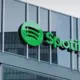 Spotify Pārsteidzošie Vadības Noteikumi: Kā Aizliegtie Vārdi Veicina Miljardu Vērtas Inovācijas