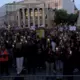 Suboticas studentu protestus Serbijā sargā lauksaimnieki, veterāni un motociklisti