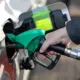 Tuvo Austrumu Vētras Latvijas Degvielas Sūkņos: Cenu Kāpums un Neziņas Encepuris