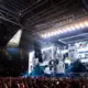 Vemblī "Oasis" koncertā traģiski gājis bojā fans; ģimenei vākti ziedojumi