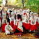 Vērienīga Saulgriežu Diždiena Brīvdabas Muzejā: TDA “Līgo” Svin 80 Gadu Jubileju Ar Dejas Mistērijas Pirmizrādi