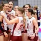 Vēsturisks Triumfs Rīgā: Latvijas Volejbolistes Sudraba Līgas Finālā Piecu Setu Trillerī Pārspēj Šveici un Ceram Uz Zelta Līgu!
