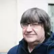 Vētras rētas komponista jāņa lūsēna ozolu skolā: stihijas nežēlība un cilvēcības spēks