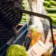 Zemo Cenu Grozs Maina Iepirkšanās Paradumus: Ko Latvijas Iedzīvotāji Iegādājas Visvairāk Krīzes Laikā?