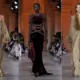 Zuhair Murad parīzes modes nedēļā: mirdzošās rētas un sievišķības triumfs