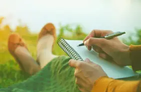 10 vienkārši vasaras skaistumkopšanas ieradumi svaigumam un pārliecībai