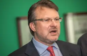 Ainārs Šlesers atgriežas politikā: LPV līderis kandidēs Saeimas vēlēšanās