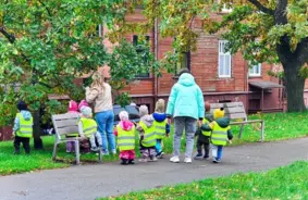 Aizgādības tiesības un pirmsskolas izglītība: Mīti un fakti, kas jāzina katram vecākam