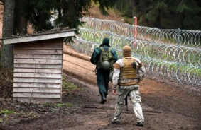 Aizturēts nelegālo imigrantu pārvadātājs Krāslavas novadā: Robežsardze turpina stingru cīņu ar hibrīdapdraudējumu uz Austrumu robežas