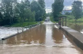 Alūksnes novads cīnās ar lietavu postījumiem: Desmitgades ignorētā ceļu infrastruktūra nes rūgtu augli