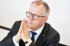 Ašeradens paziņo par drastisku štatu samazinājumu FM: Valsts pārvalde gatavojas pārmaiņām fiskālās stabilitātes vārdā