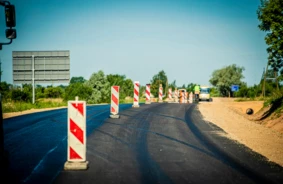 Autovadītāju pacietība — atslēga uz labākiem valsts autoceļiem: būvdarbi turpinās 75 posmos