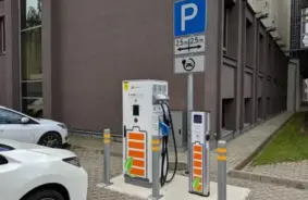 Baltijas valstīs jau izbūvētas vairāk nekā 1500 elektroauto uzlādes stacijas