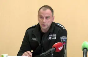 Bauskas novada pašvaldības policijas šefs atstādināts pēc suņu nošaušanas incidenta Brunavā