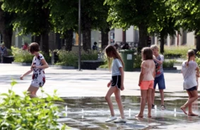 Bērnu Traumu Gadījumu Skaits Latvijā Būtiski Samazinās: Cerība un Nepārtraukta Modrība Vasaras Pilnbriedā