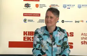 CERT.LV brīdina: viltus CSDD un banku ziņas kļūst par populārāko krāpnieku ēsmu Latvijā