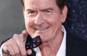 Čārlijs Šīns: astoņi gadi celibātā un ceļš uz mierpilnu dzīvi pēc vētrainās pagātnes