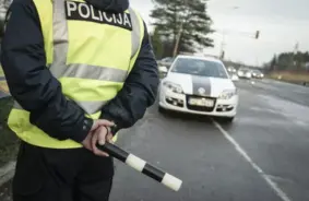 Ceļu bīstamība: 11 dzērājšoferi nedēļas nogalē satricina Latviju, deviņi ar kriminālprocesiem