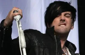 Cietumā sadurts bijušais "Lostprophets" solists Ians Votkinss