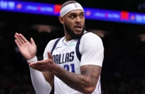 Daniels Gafords un "Mavericks" Paraksta Iespaidīgu Līgumu: Nostiprinātas Dalasas Cerības uz NBA Kroni