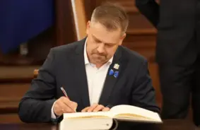 Deputāta Batņas priekšlikumi: revolucionārs solis pedagogu atalgojuma un slodzes balansēšanā