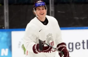 Deviņi Latvijas Hokeja Talanti Iesaistās NHL Vasaras Attīstības Nometnēs, Iedvesmojot Nākotnei