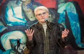 Džemma Skulme personības atspulgiem: Līga Blaua, Ieva Jurjāne un Antra Cilinska dalās atmiņās