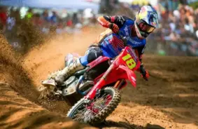 Džets Lorenss Neapturams: Sautvikas Triumfs Un Horhes Prado Kritienu Drāma AMA Motokrosa Čempionātā