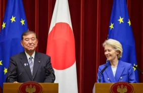 ES un Japāna apvienojas pret ekonomisko piespiešanu un globālajām tirdzniecības spriedzēm