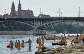 Eiropu pārmāc svelme: +46°C Portugālē, sarkanais brīdinājums Parīzē un Reinas agonija – kā kontinents cīnās ar jauno klimata realitāti
