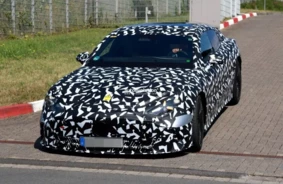 Elektriskais Mercedes-AMG GT 4-Door Coupe: pirmie ieskati un sensacionāli atklājumi testu laikā