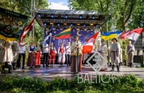 FOTO: "Baltica" festivāls noslēdzies krāšņi, godinot valodas spēku un tautas garu