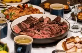 Finansiālais Virpuļviesulis: Restorāna "Steiku haoss" Pārvaldītājam "Tērbatas steiki" Pasludināts Tiesiskās Aizsardzības Process