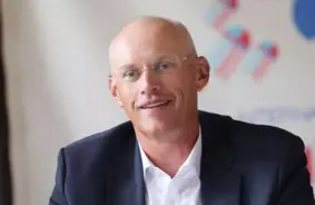 Gatis Truksnis Atgriežas Jūrmalas Mēra Krēslā: Jauns Posms Pēc Pretrunīgas Politiskās Pagātnes