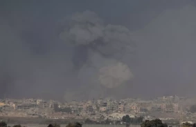Gazā Izraēlas triecienā bojājas pieci "Al Jazeera" žurnālisti; Izraēla apgalvo, ka viens bijis "Hamas kaujinieks"