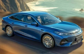 Geely Galaxy A7: Plug-in hibrīds ar autonomiju līdz 2100 km un cenu no 14 500 $