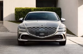 Genesis G80 2026 Debitē Ķīnā: Premium Sedans ar 304 ZS Dzinēju un Masīvu OLED Ekrānu