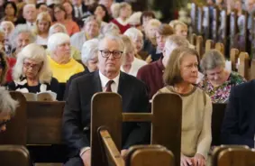 Guntis Ulmanis un meita Guntra: paaudžu atbalss Doma baznīcā, atklājot ģimenes unikālo stāstu ar 52 gadu starpību