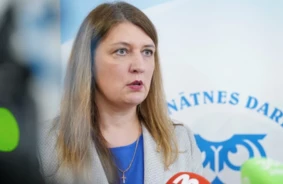Ingas Vanagas atalgojums: Caurspīdība un vadības cena izglītības cīņās