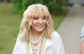 Intriga Krievijā: Kāpēc tiesas noraida prasības pret Allu Pugačovu?