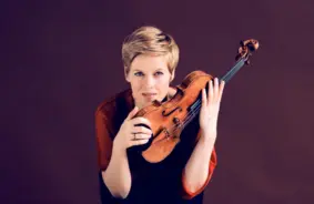 Izabella Fausta Latvijā: pasaulslavenās vijolnieces Bahs atdzims Dzintaru koncertzālē