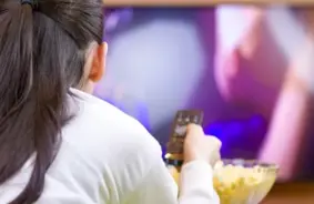 Jaunākais Drauds Mājās: Krāpnieki Izmanto Viedtelevizorus, Lai Nozagu Bankas Datus