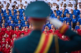 Krievija Aizver Acis uz Cilvēktiesībām: Bezvalstniekiem Atļauj Stāties Armijā, Piedāvājot Pilsonību kā Bīstamu Lāstu