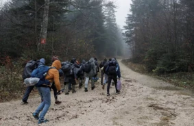Krievija migrantus izmanto kā ieroci pret Čehijas sabiedrību, atklāj izlūkdienests