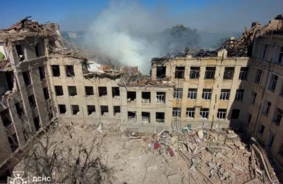Krievijas Dronu Masīvais Uzbrukums Ukrainai: Bojāgājušie Sumos un Cietušie Harkivā