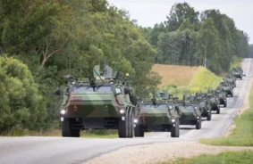 Latvija Steidzami Nogādās 42 "Patria" Bruņutransportierus Ukrainai: Stratēģiskais Atbalsts Uzvarai