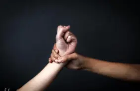 Latvijā ieradušies starptautiski vardarbības pret sievieti eksperti – sākas nozīmīgs novērtējums