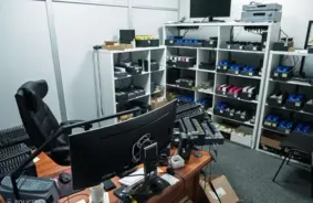 Latvijā likvidēta starptautiska krāpšanas IT infrastruktūra, aizturot piecus Latvijas pilsoņus