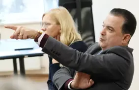 Latvijas Dilemma: Veselības Nodoklis pret Trampa Neredzētajiem Nodokļu Atvieglojumiem